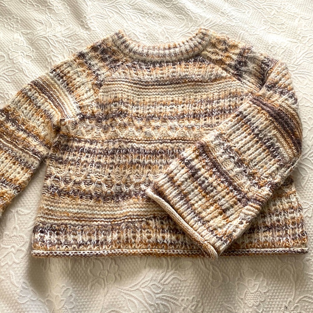 Cropped Sweater (Size L)